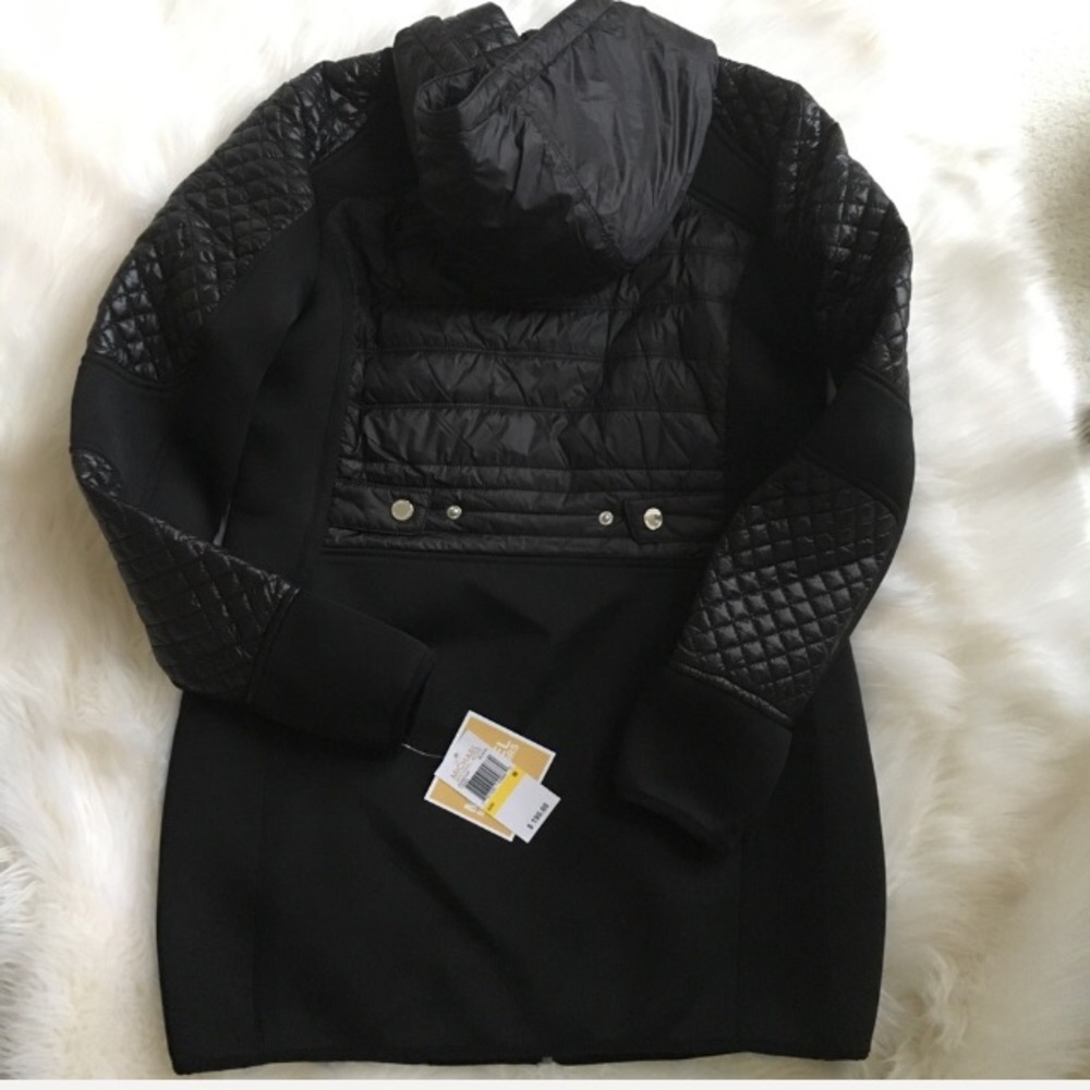 LAST ONE New!😍Michael Kors hooded jacket - Picture 3 of 8